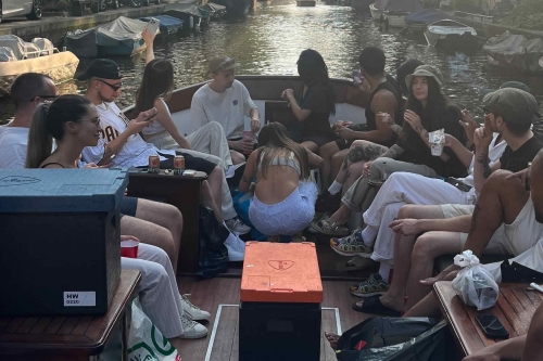 Boot met sfeer Amsterdam